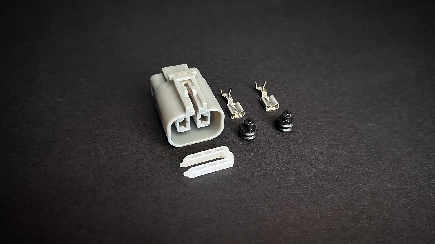 2 Pin Alternator Plug with pins and seals – genuine