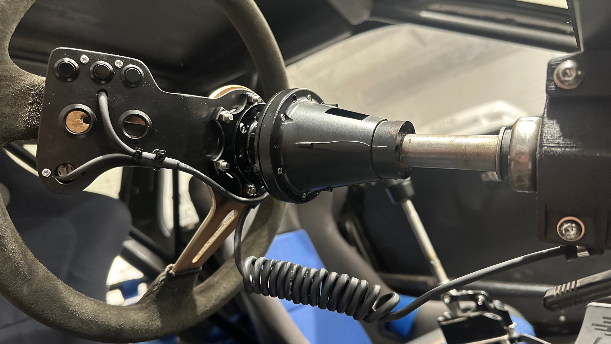 Flexible 5 core curly cord for motorsport steering wheel wiring
